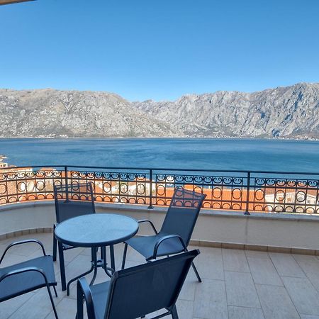 Luxurious 3-Bedroom Apartment By Mn Property Kotor Exteriér fotografie