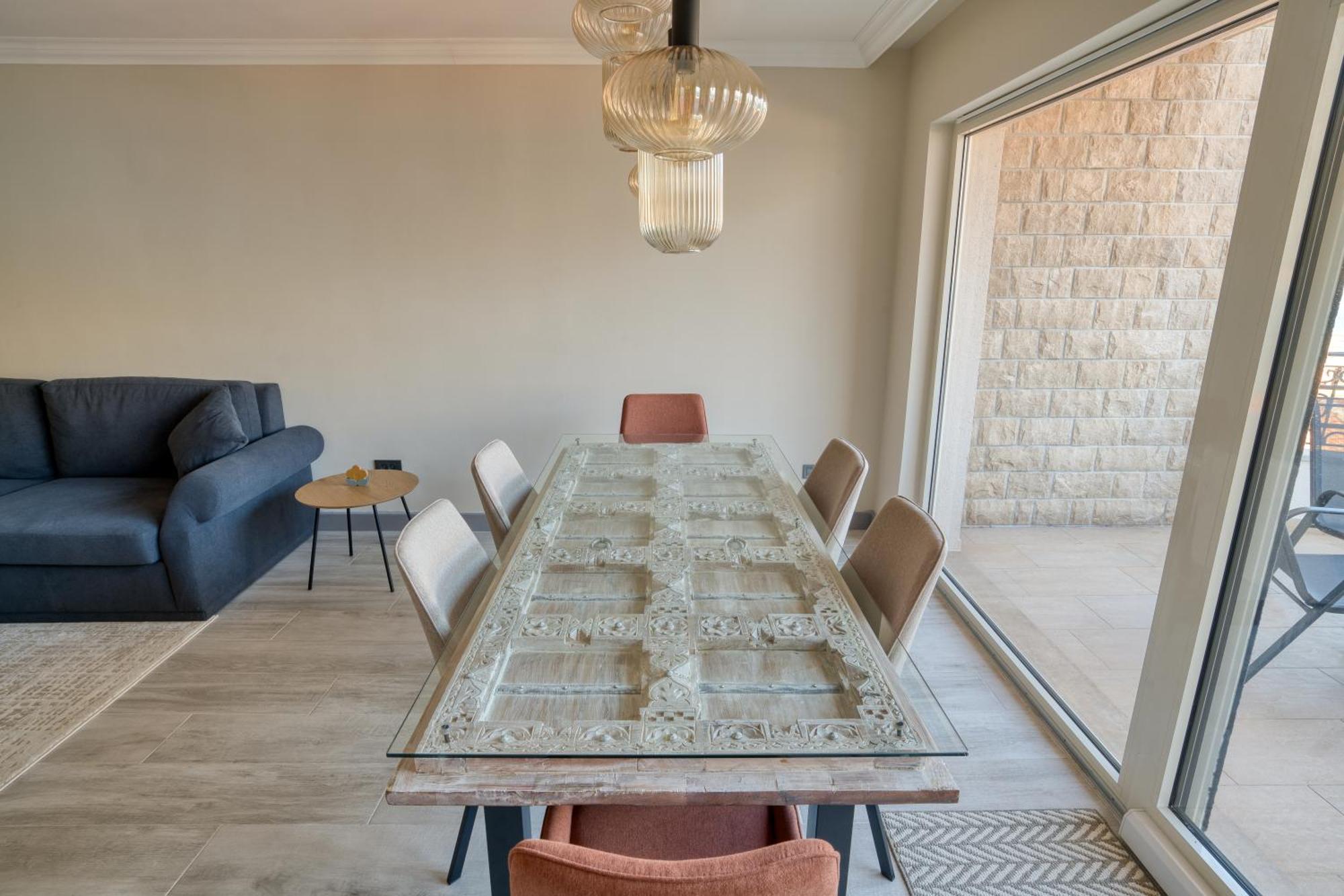 Luxurious 3-Bedroom Apartment By Mn Property Kotor Exteriér fotografie