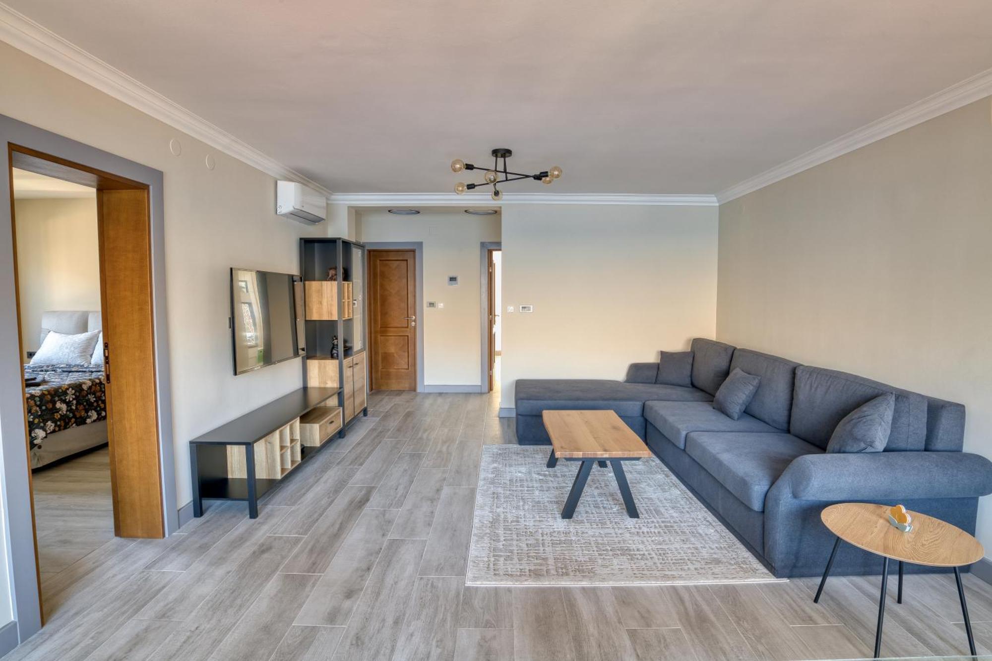 Luxurious 3-Bedroom Apartment By Mn Property Kotor Exteriér fotografie